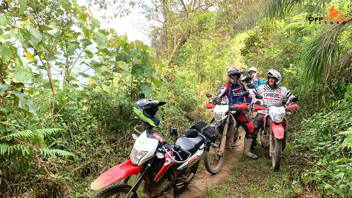 Vietnam Motorbike Hanoi Rental - Rent Off road Motorbikes (Dirt Bikes). Vietnam Motorbike Rental Dual Sport Off road Motorbikes XR150L